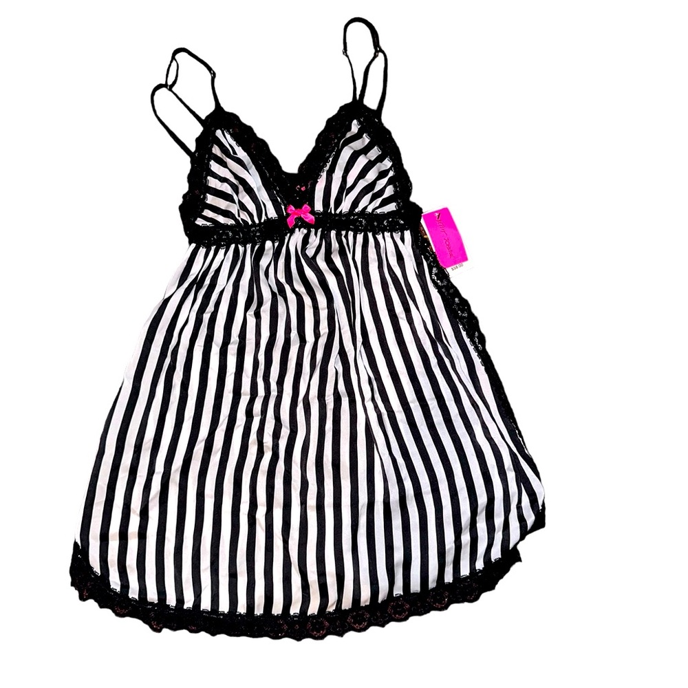 COPY - NWT Betsy Johnson black/ white pin stripes lace referee strapy nighty XS